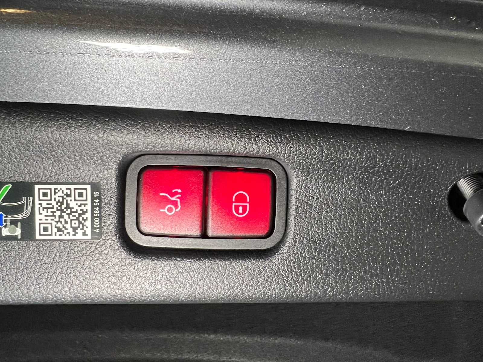 2025 Mercedes-Benz C 300 C 300