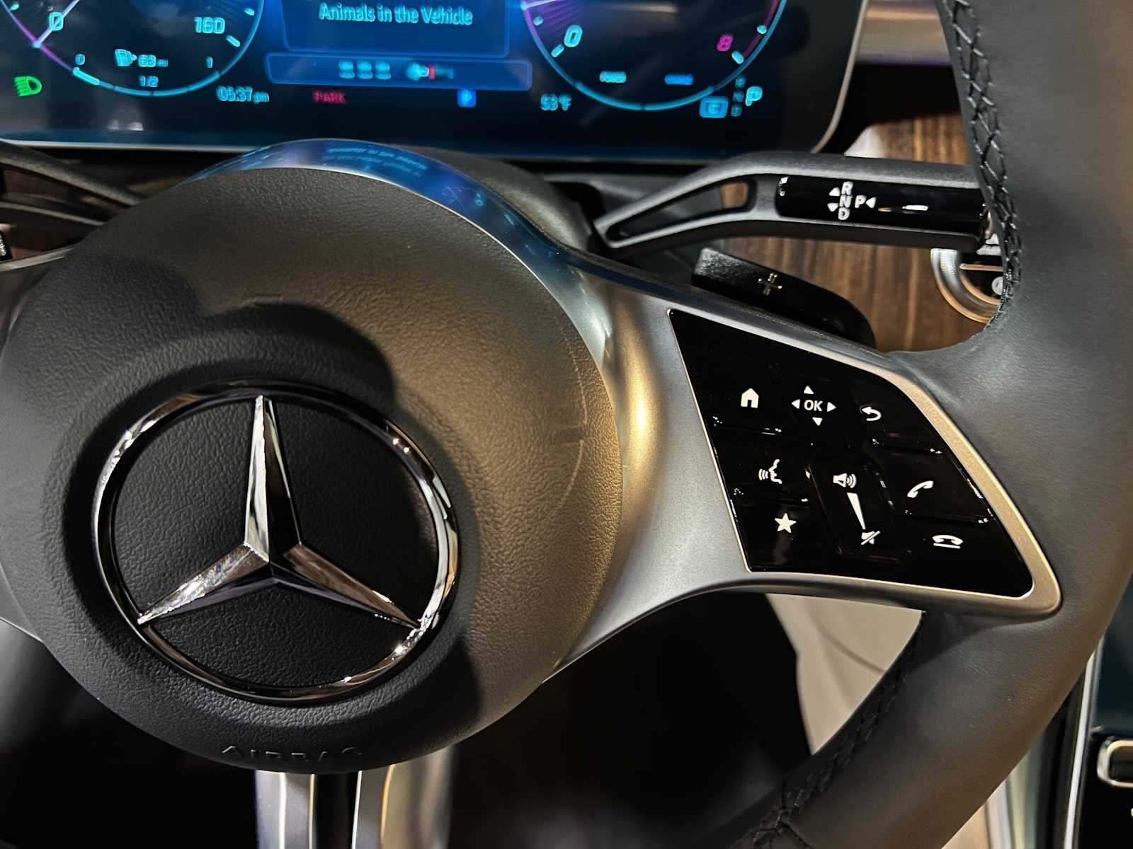 2025 Mercedes-Benz C 300 C 300