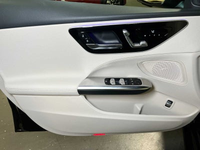 2025 Mercedes-Benz C 300 C 300