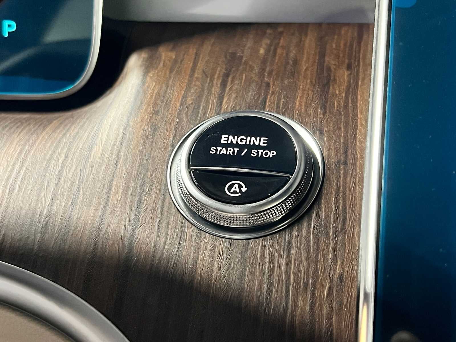 2025 Mercedes-Benz C 300 C 300