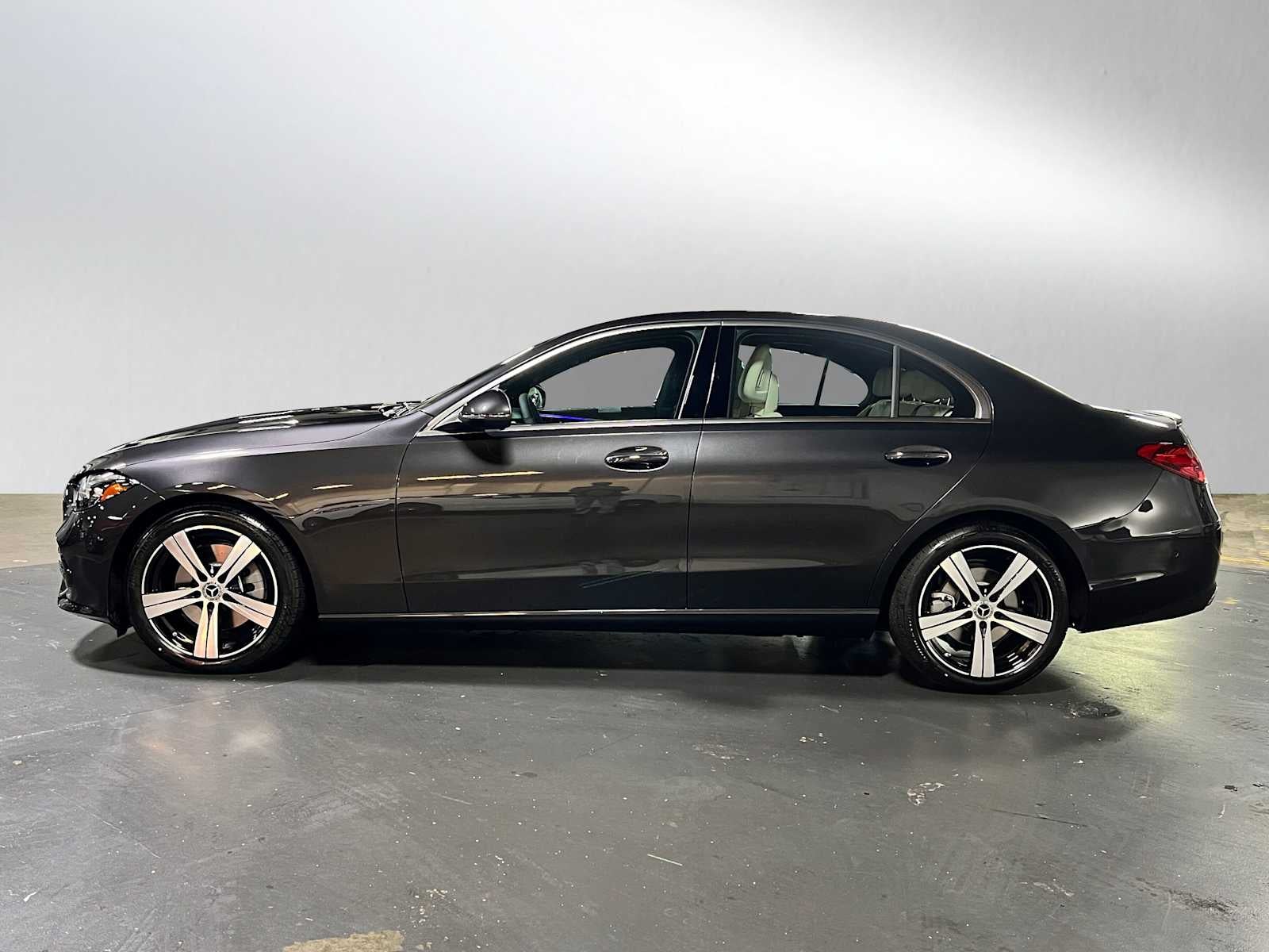 2025 Mercedes-Benz C 300 C 300
