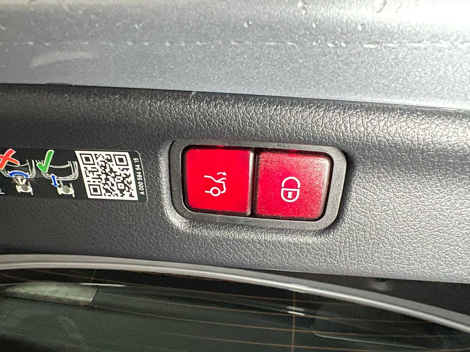 2025 Mercedes-Benz C 300 4MATIC® Sedan