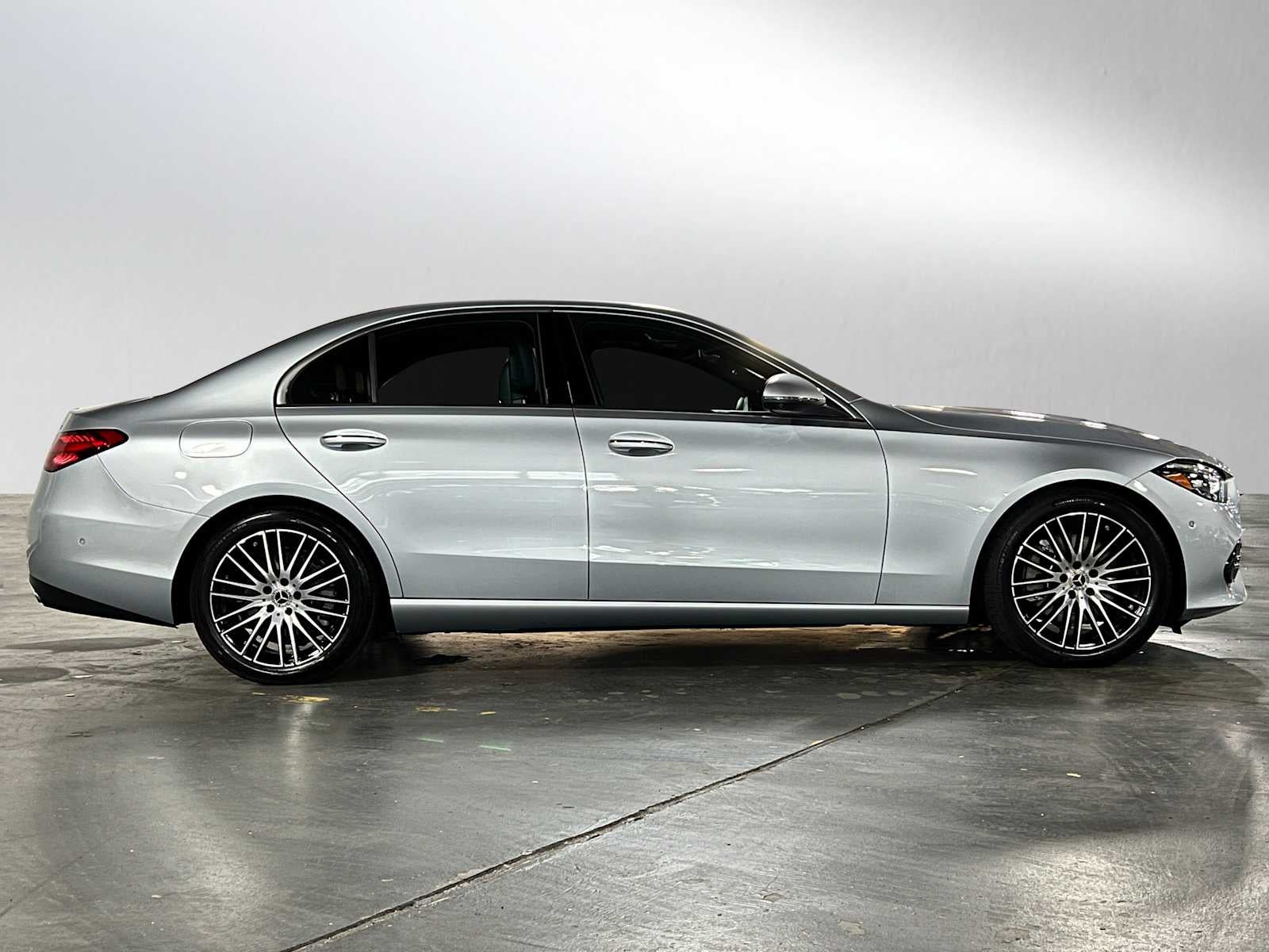 2025 Mercedes-Benz C 300 4MATIC® Sedan