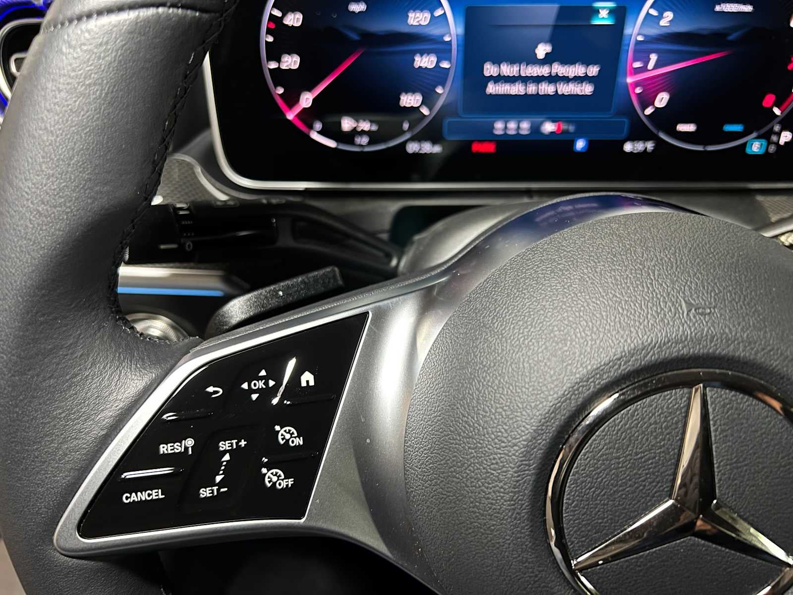 2025 Mercedes-Benz C 300 4MATIC® Sedan