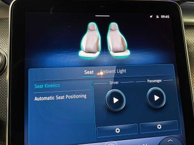 2025 Mercedes-Benz C 300 4MATIC® Sedan