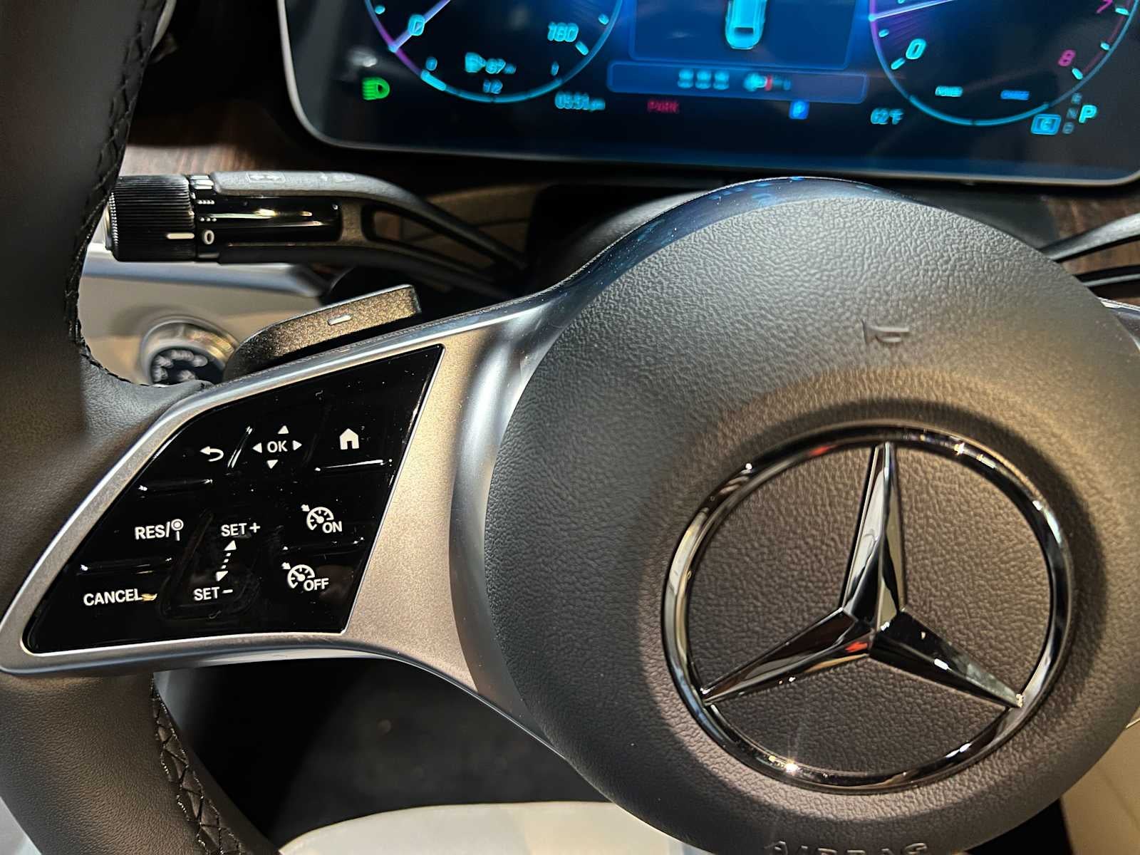 2025 Mercedes-Benz C 300 C 300