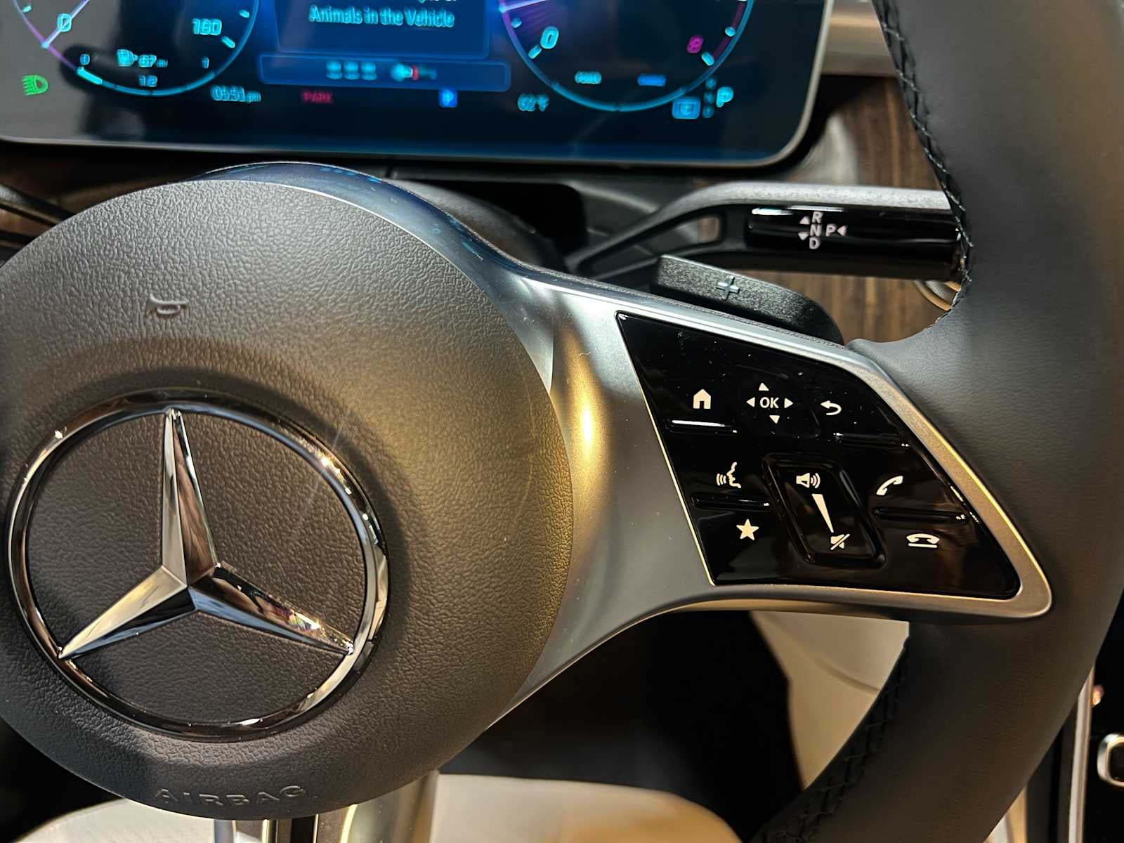 2025 Mercedes-Benz C 300 C 300