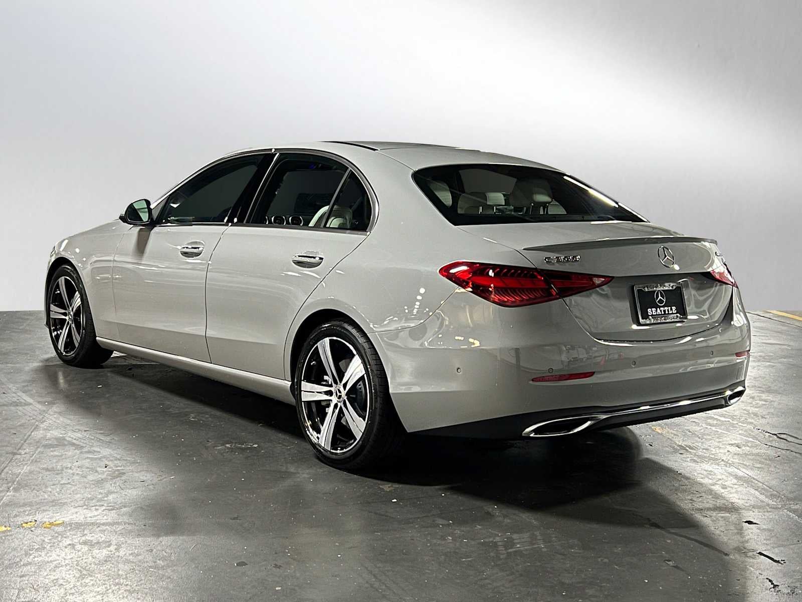 2025 Mercedes-Benz C 300 C 300