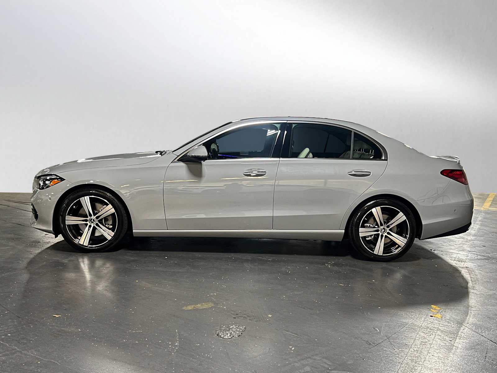 2025 Mercedes-Benz C 300 C 300