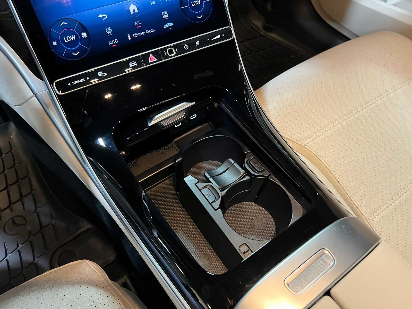 2026 Mercedes-Benz C 300 4MATIC® Sedan