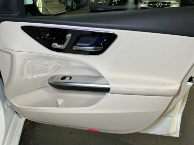 2025 Mercedes-Benz C 300 C 300