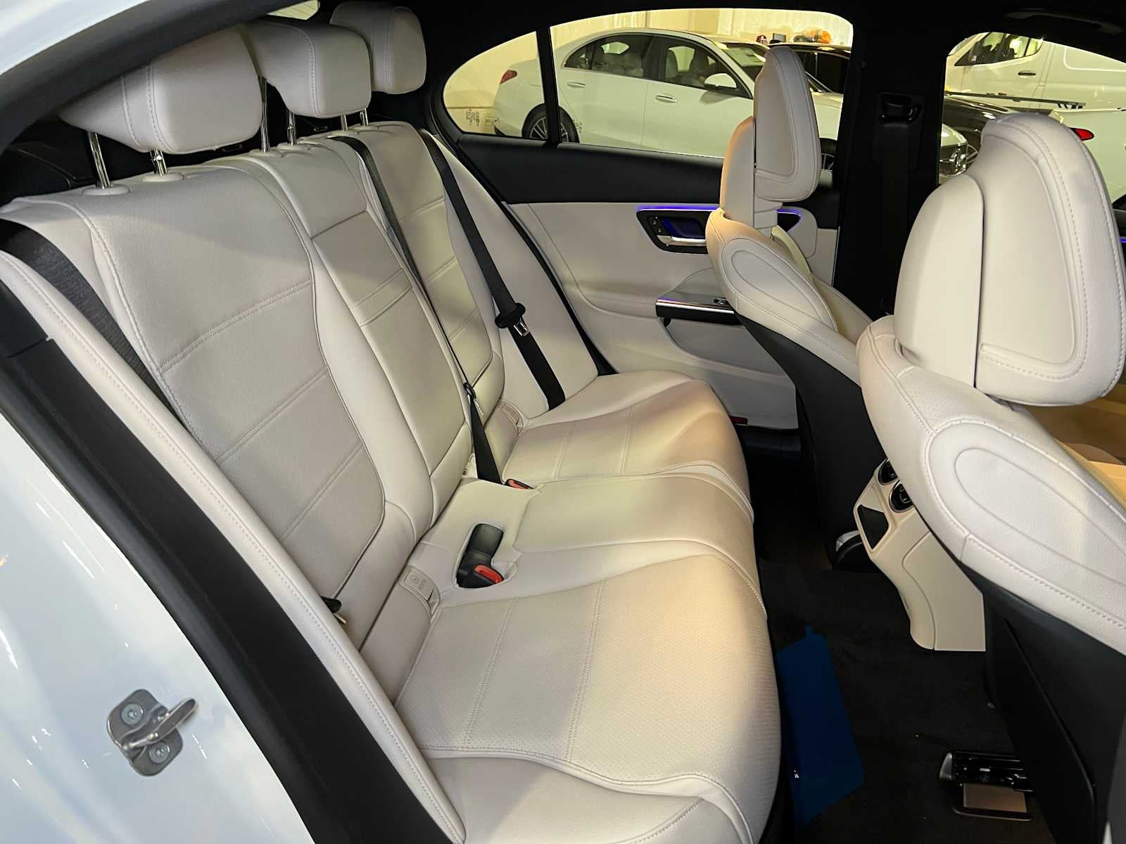 2025 Mercedes-Benz C 300 C 300