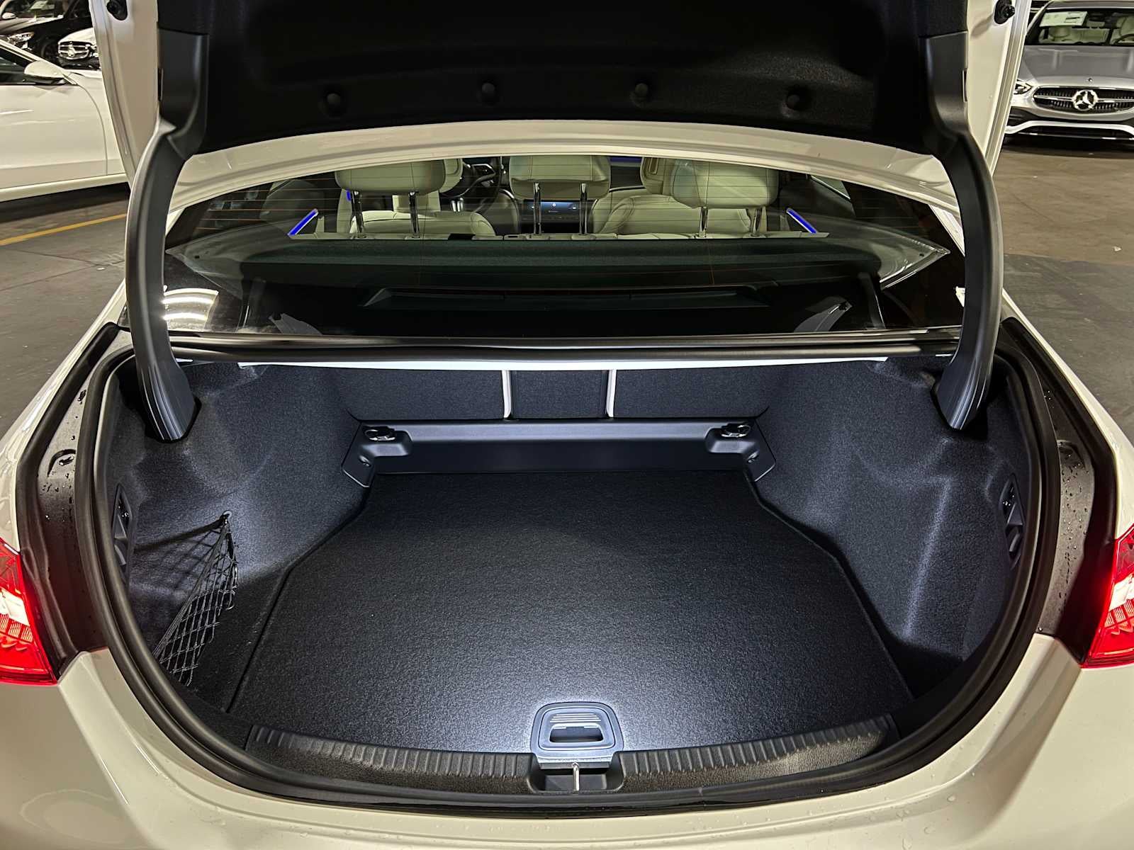 2025 Mercedes-Benz C 300 C 300