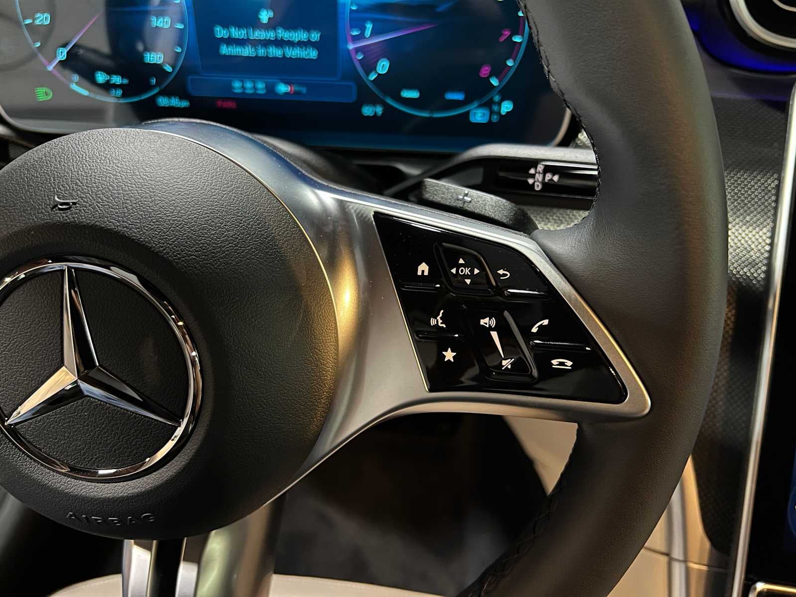 2025 Mercedes-Benz C 300 C 300