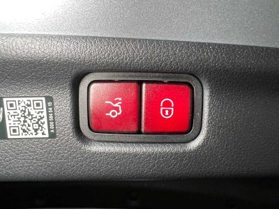 2025 Mercedes-Benz C 300 C 300