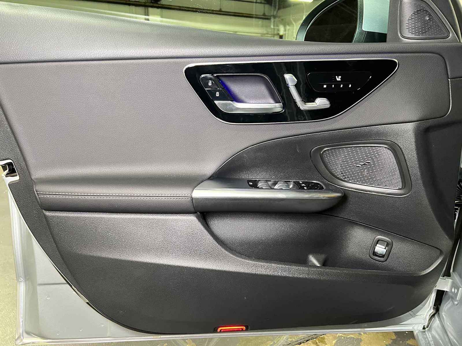 2025 Mercedes-Benz C 300 C 300