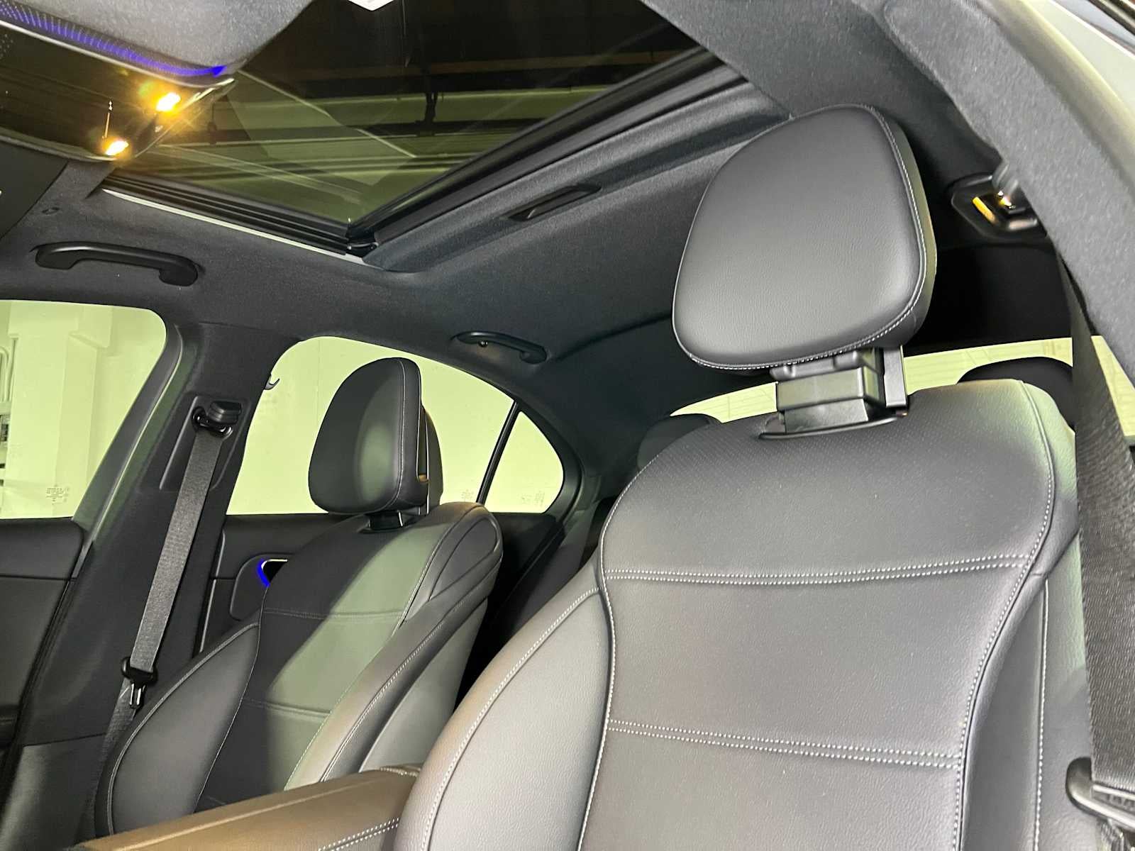 2025 Mercedes-Benz C 300 C 300