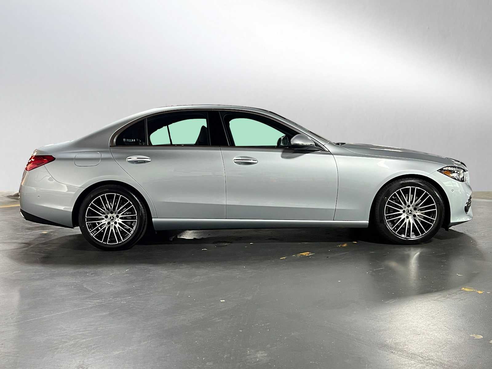 2025 Mercedes-Benz C 300 C 300
