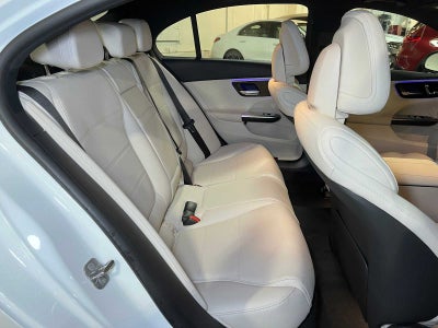 2025 Mercedes-Benz C 300 C 300