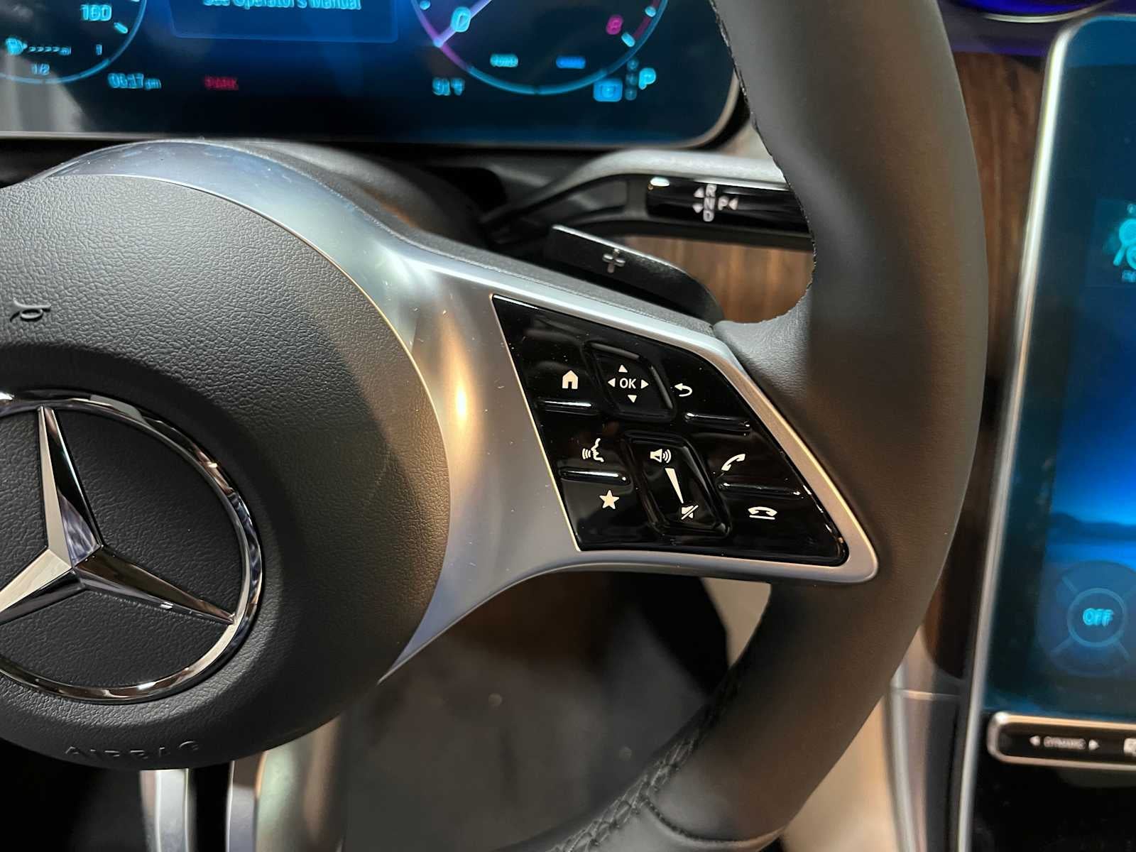 2025 Mercedes-Benz C 300 C 300