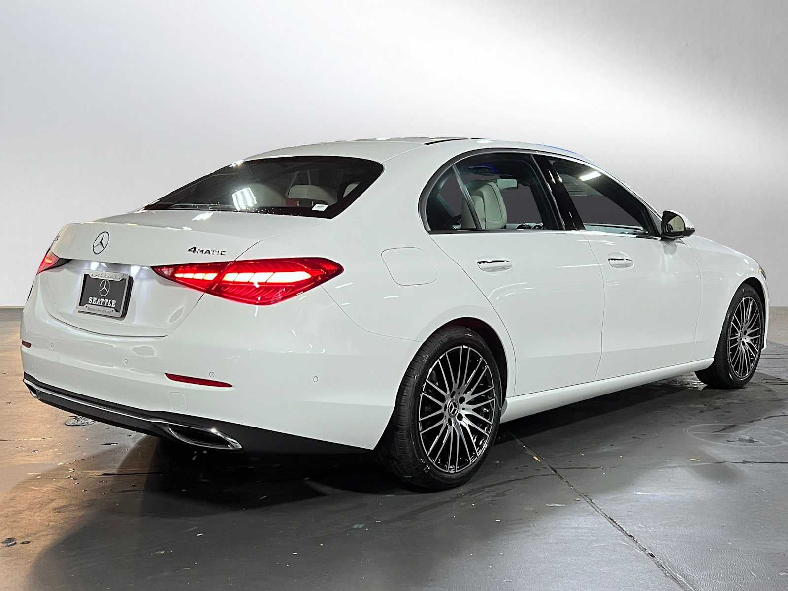 2025 Mercedes-Benz C 300 C 300