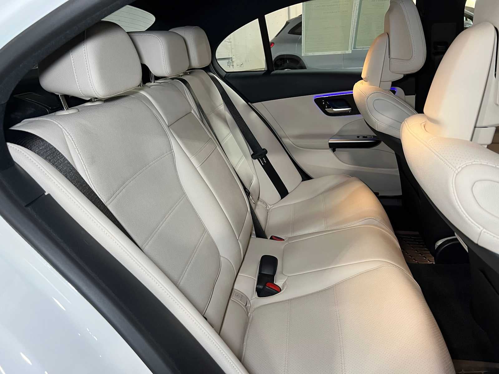 2025 Mercedes-Benz C 300 C 300