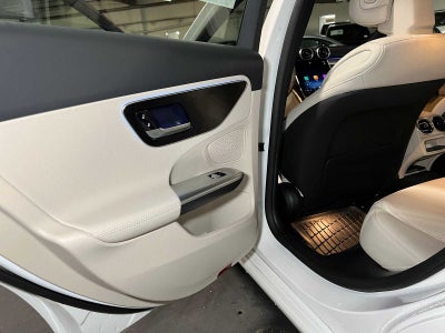 2025 Mercedes-Benz C 300 C 300