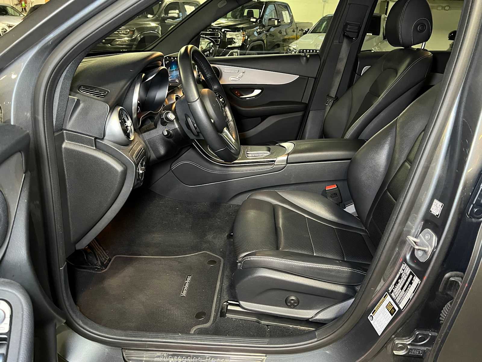 2021 Mercedes-Benz GLC GLC 300