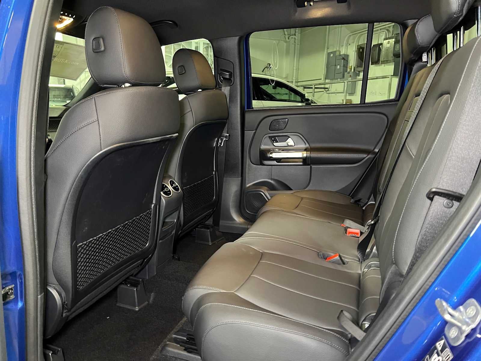 2025 Mercedes-Benz GLB 250 4MATIC® SUV