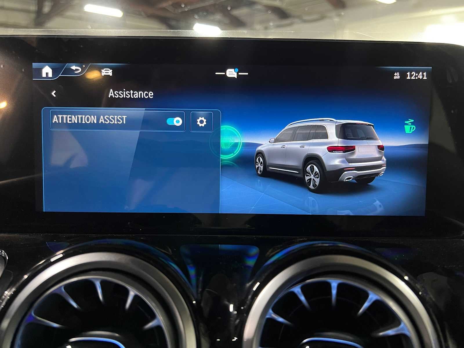 2025 Mercedes-Benz GLB 250 4MATIC® SUV
