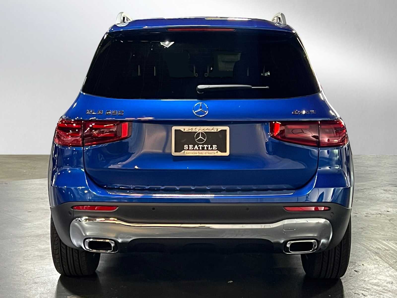 2025 Mercedes-Benz GLB 250 4MATIC® SUV