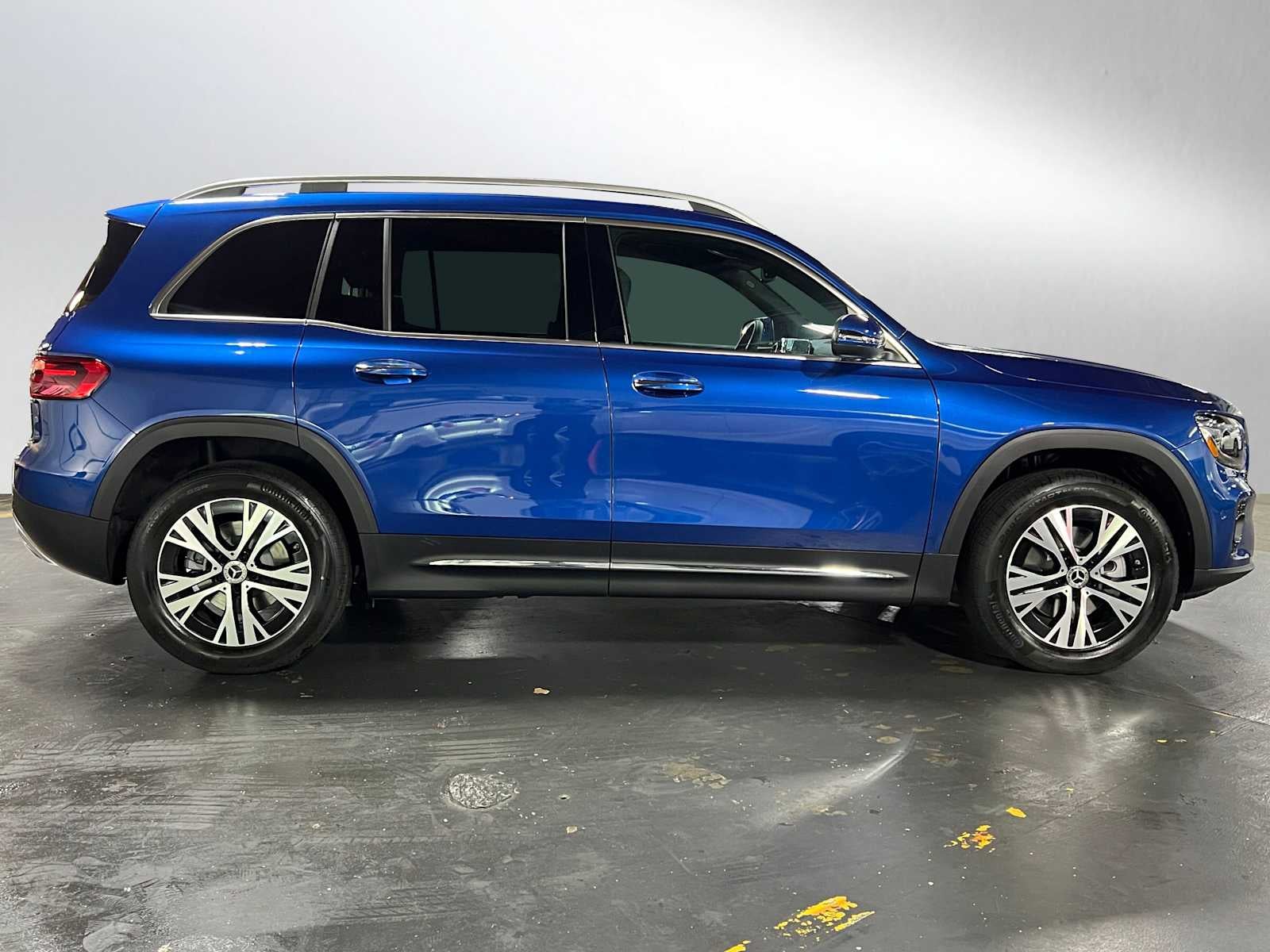 2025 Mercedes-Benz GLB 250 4MATIC® SUV