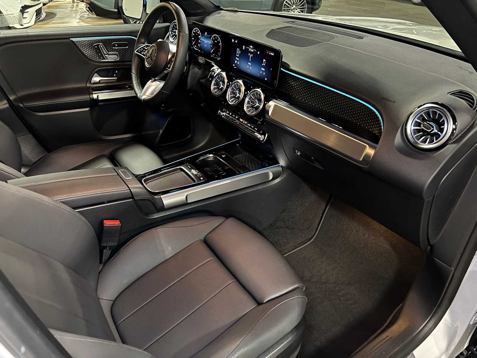 2026 Mercedes-Benz GLB 250 4MATIC® SUV