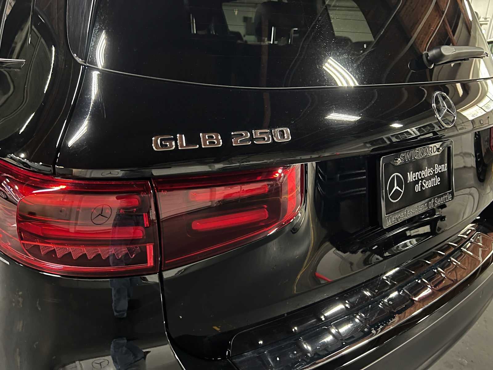 2026 Mercedes-Benz GLB 250 4MATIC® SUV