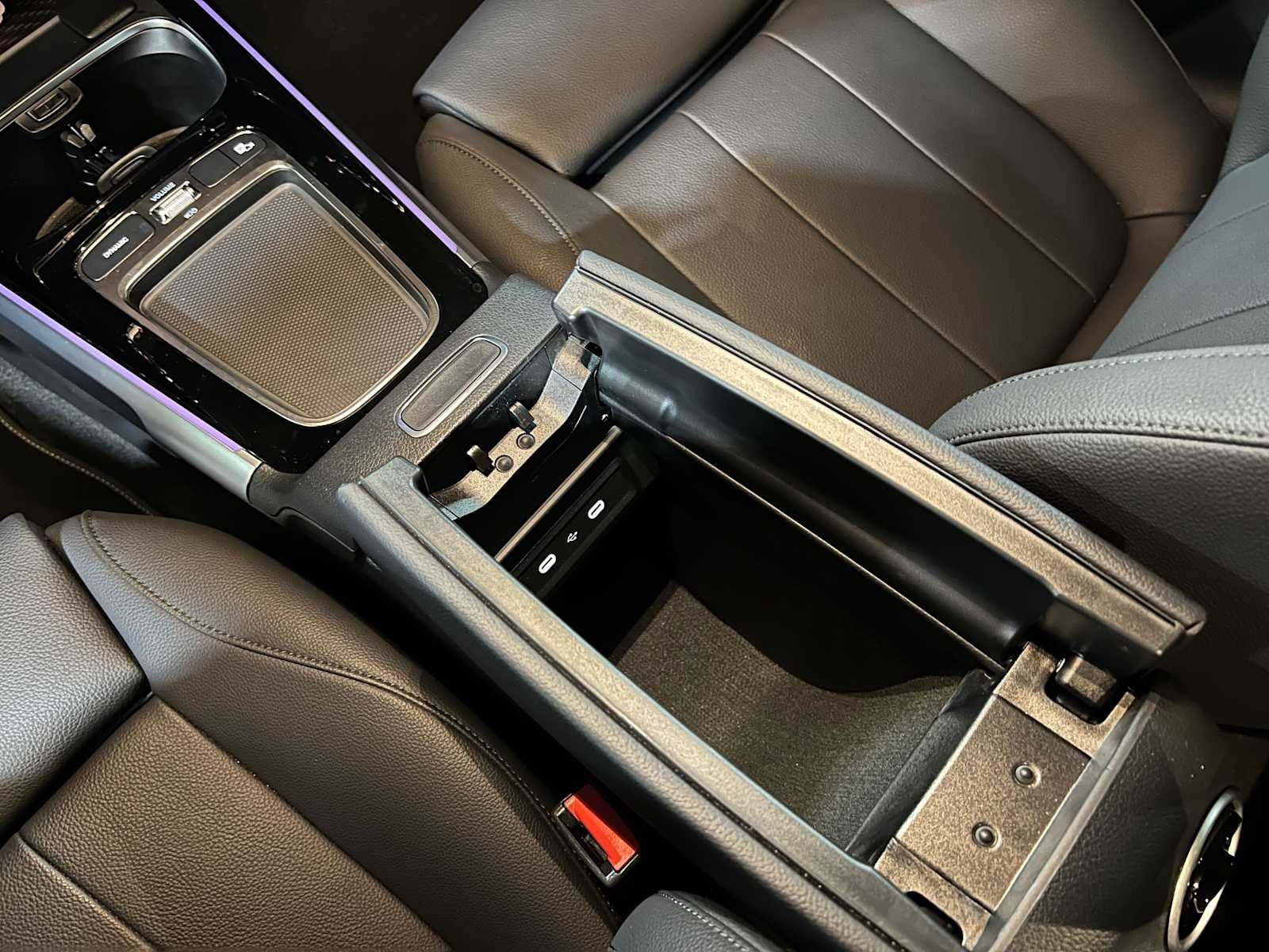 2026 Mercedes-Benz GLB 250 4MATIC® SUV