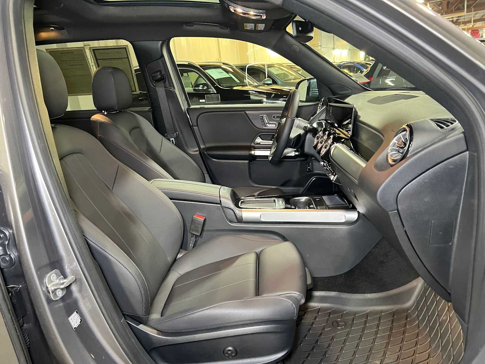 2026 Mercedes-Benz GLB 250 4MATIC® SUV