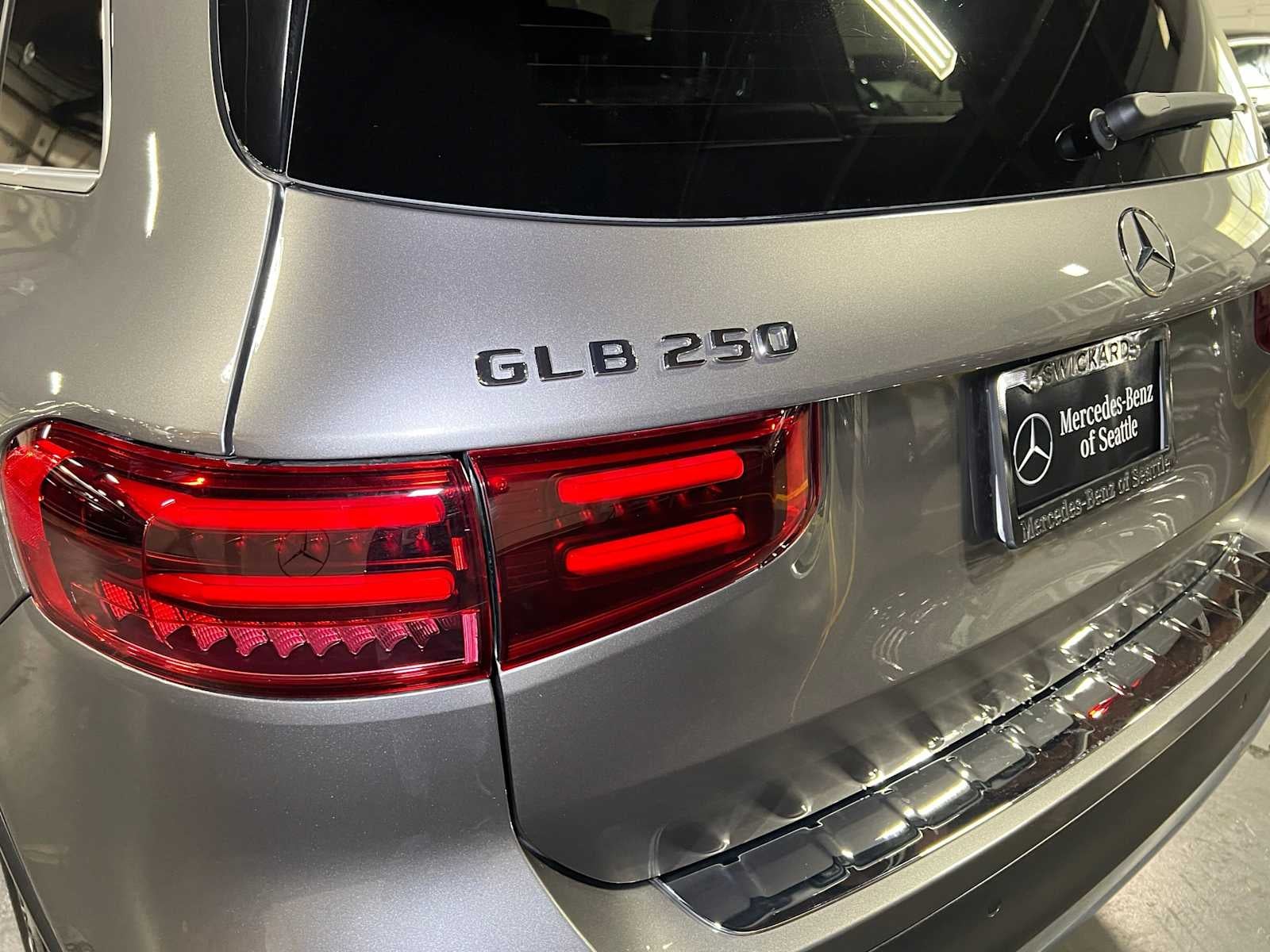 2026 Mercedes-Benz GLB 250 4MATIC® SUV