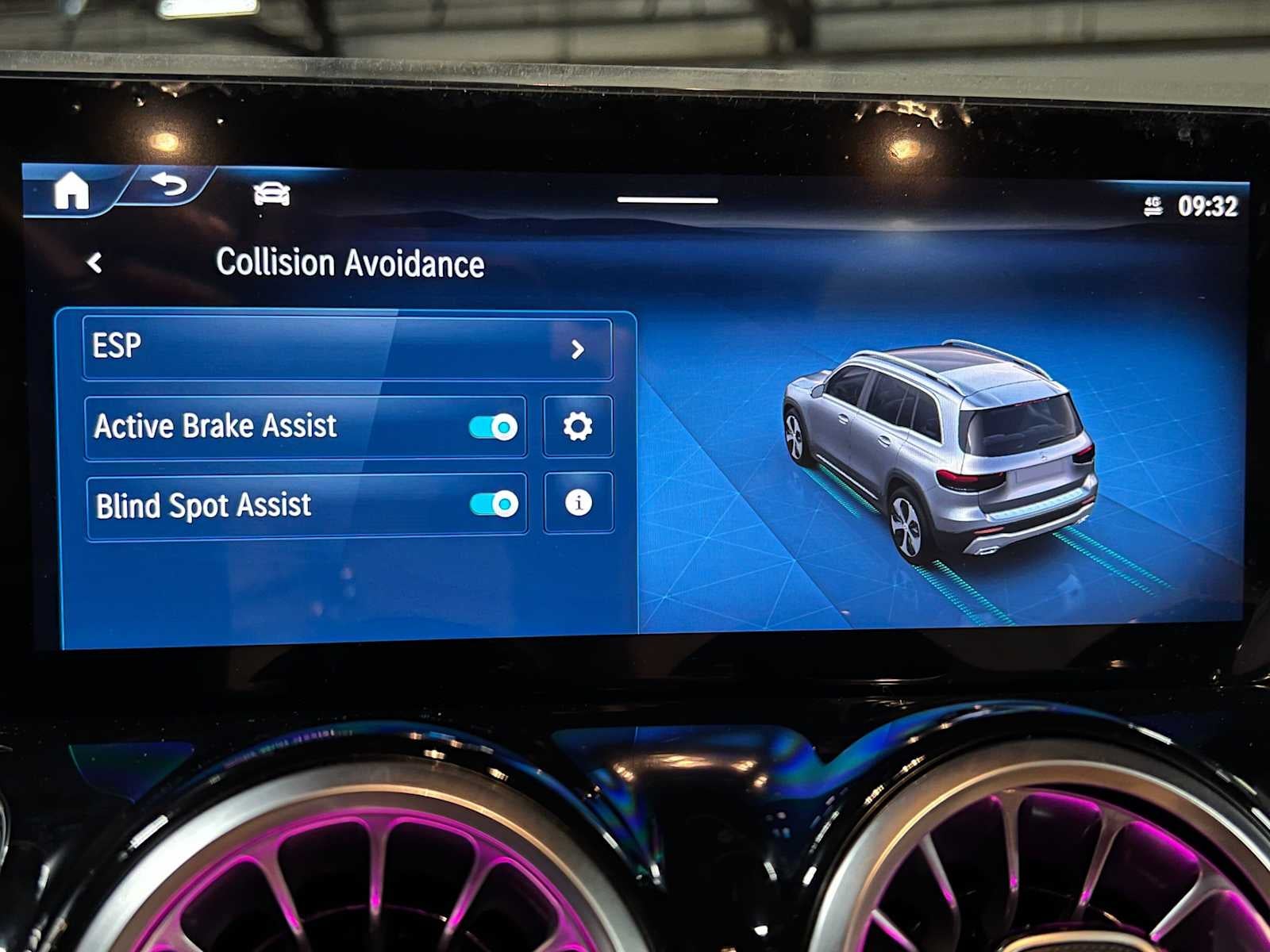 2026 Mercedes-Benz GLB 250 4MATIC® SUV