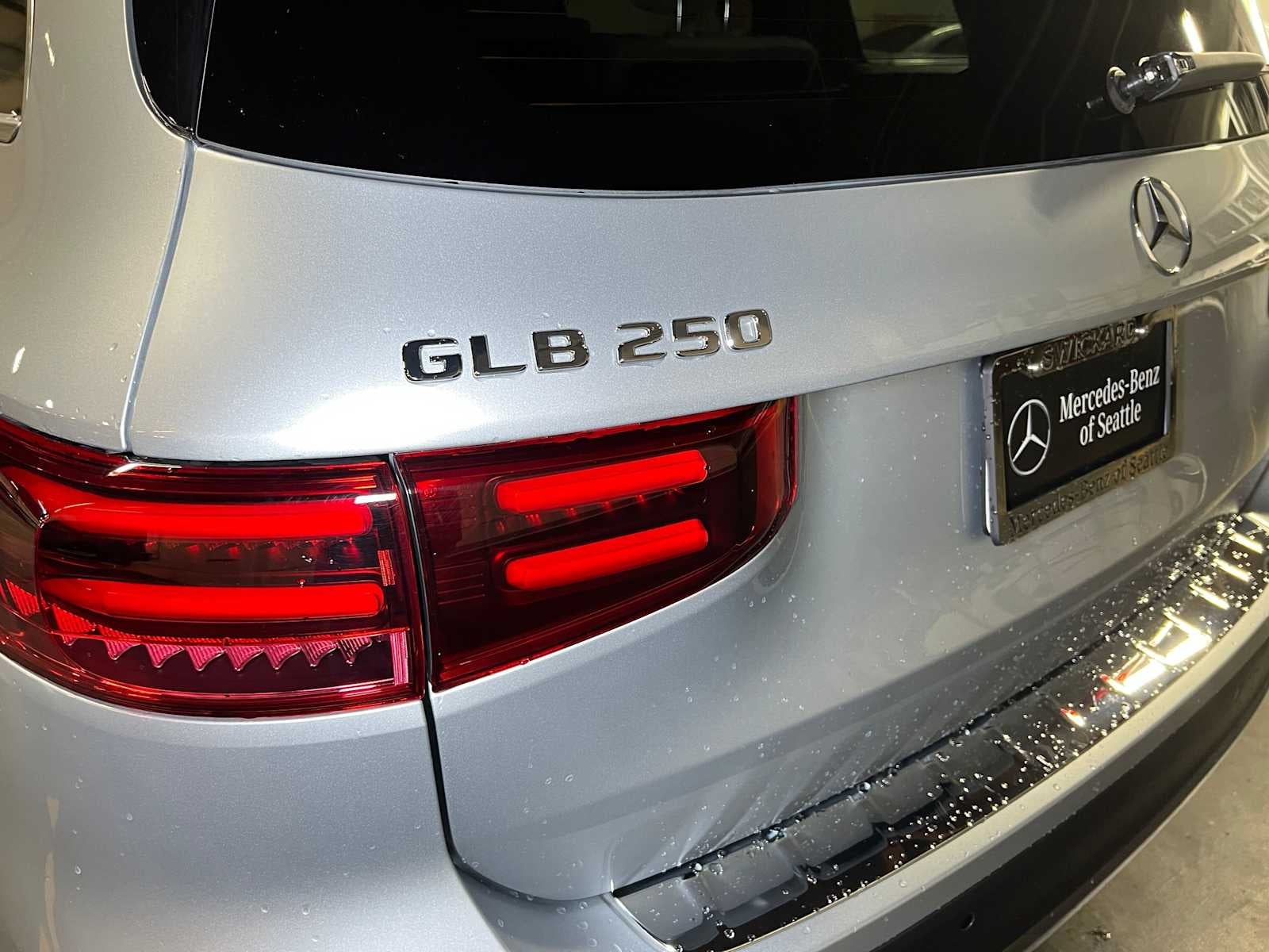 2026 Mercedes-Benz GLB 250 4MATIC® SUV