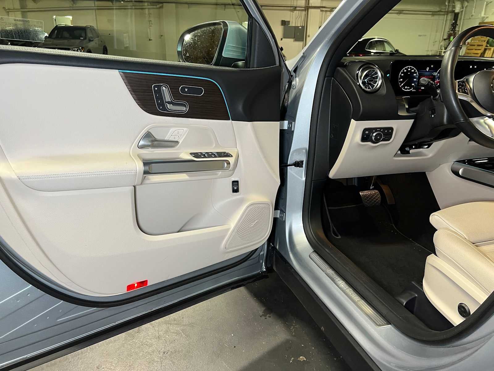 2026 Mercedes-Benz GLB 250 4MATIC® SUV