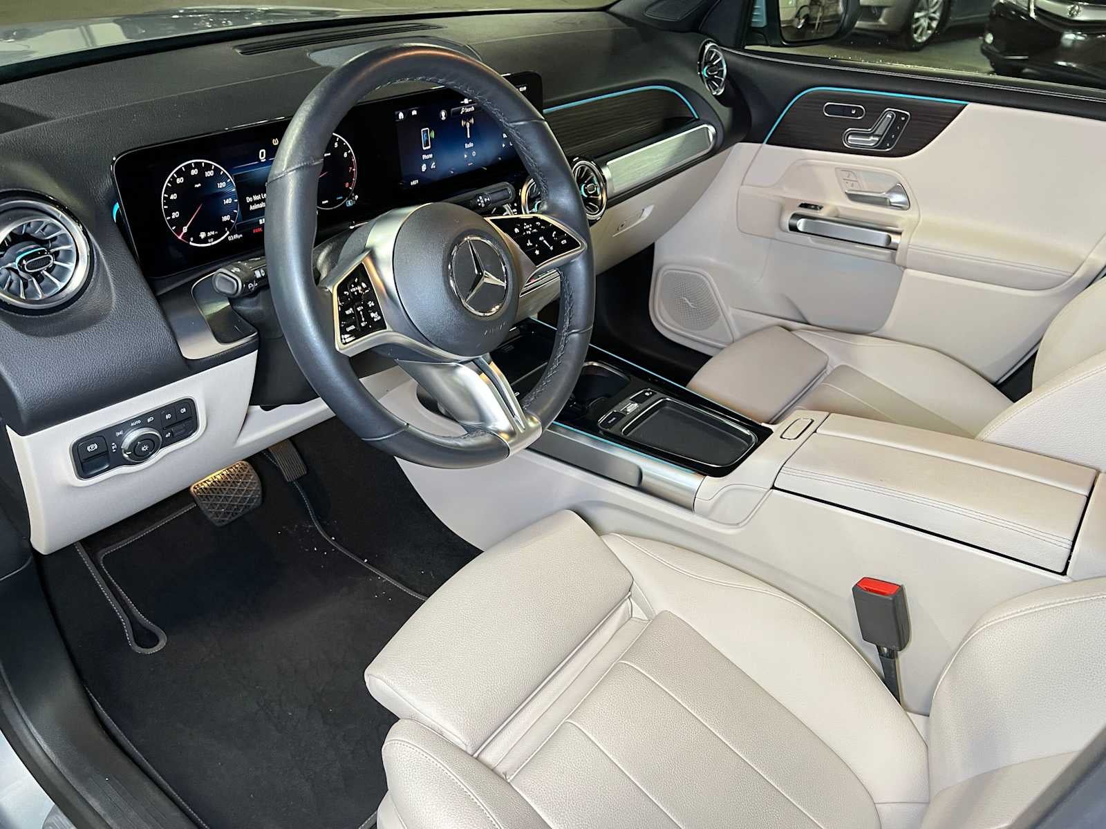2026 Mercedes-Benz GLB 250 4MATIC® SUV