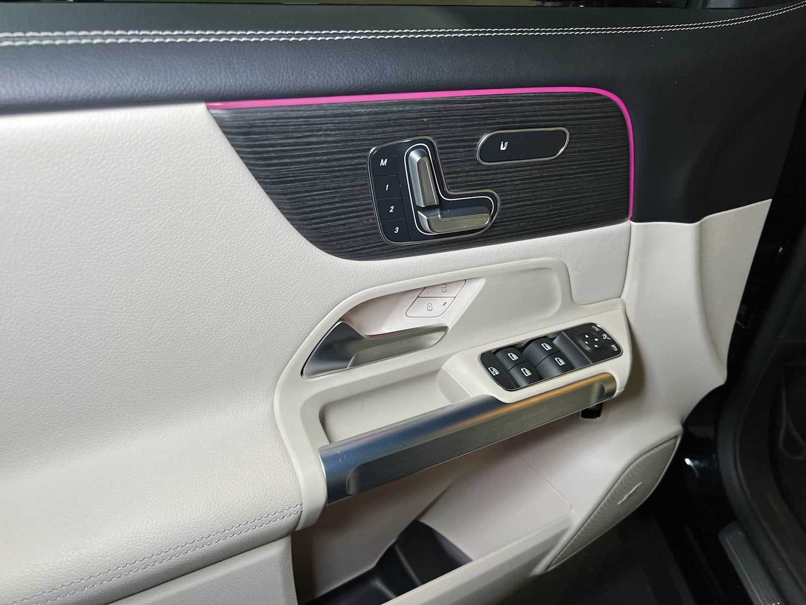 2026 Mercedes-Benz GLB 250 4MATIC® SUV