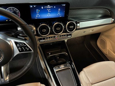 2025 Mercedes-Benz GLB 250 4MATIC® SUV