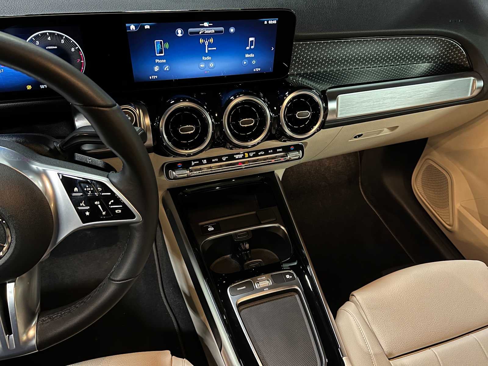 2025 Mercedes-Benz GLB 250 4MATIC® SUV