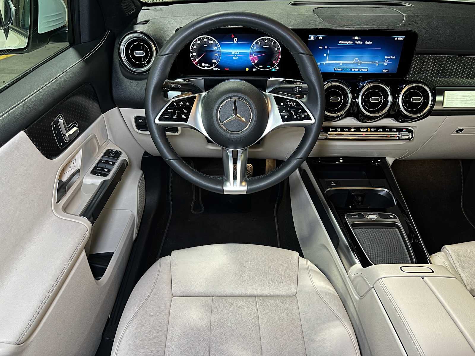 2025 Mercedes-Benz GLB 250 4MATIC® SUV