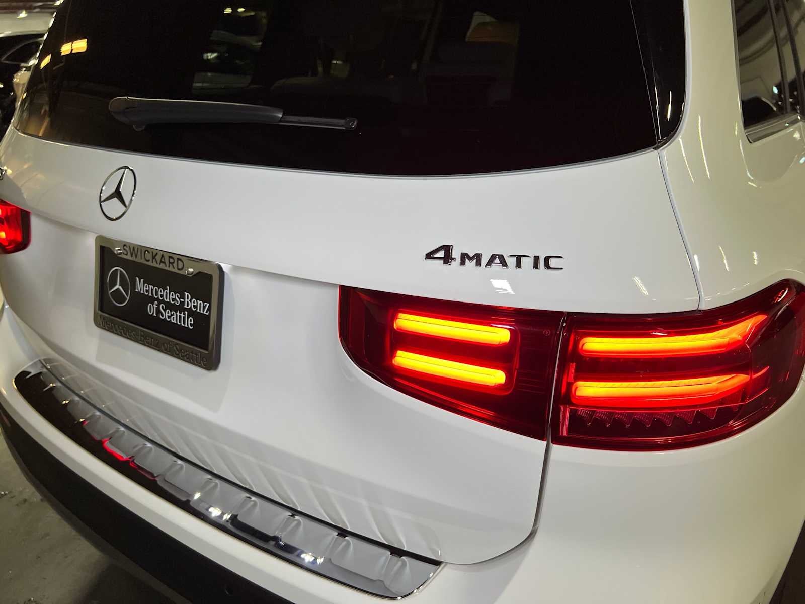 2026 Mercedes-Benz GLB 250 4MATIC® SUV