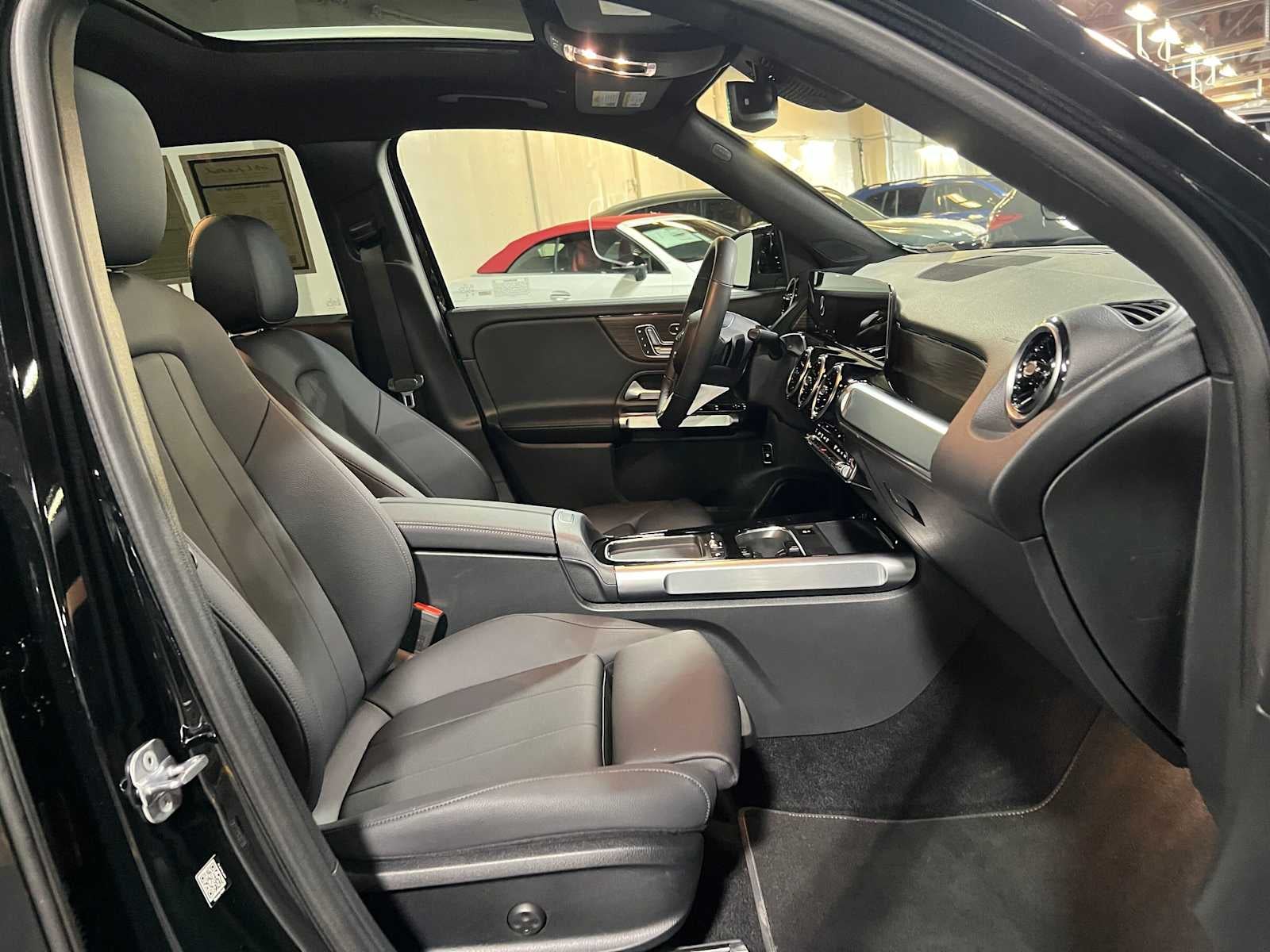 2026 Mercedes-Benz GLB 250 4MATIC® SUV