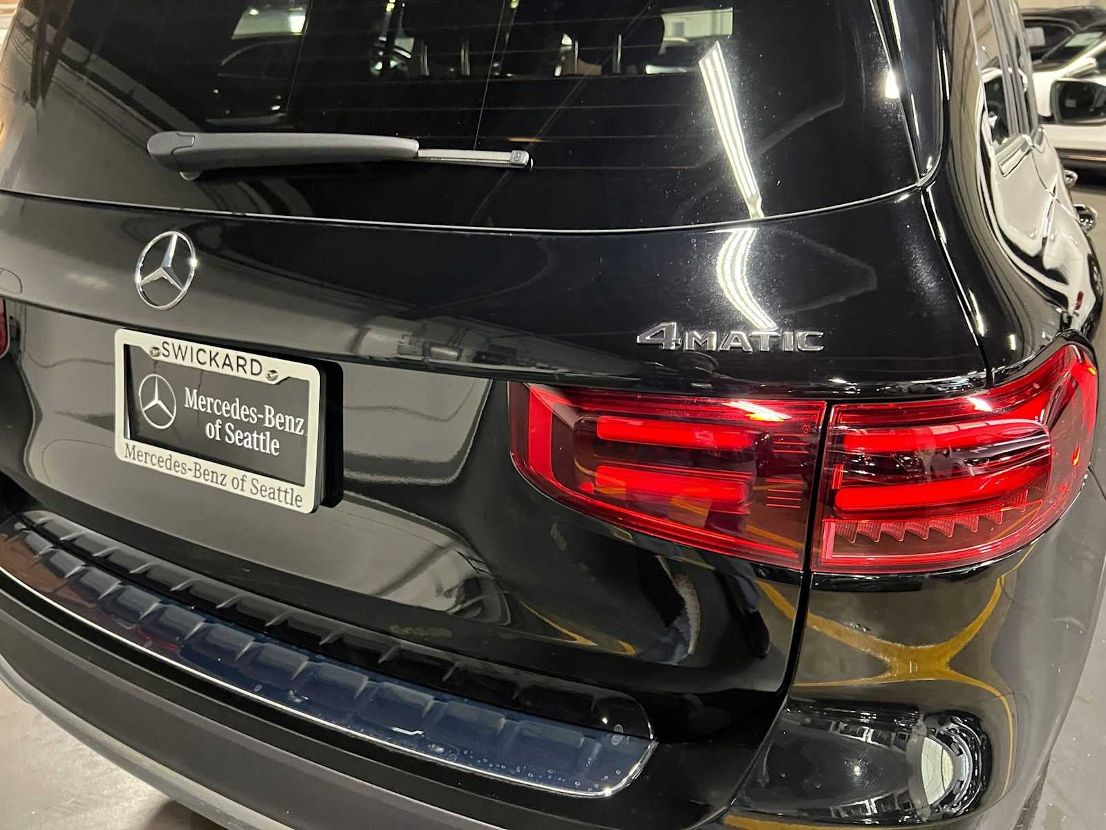 2026 Mercedes-Benz GLB 250 4MATIC® SUV