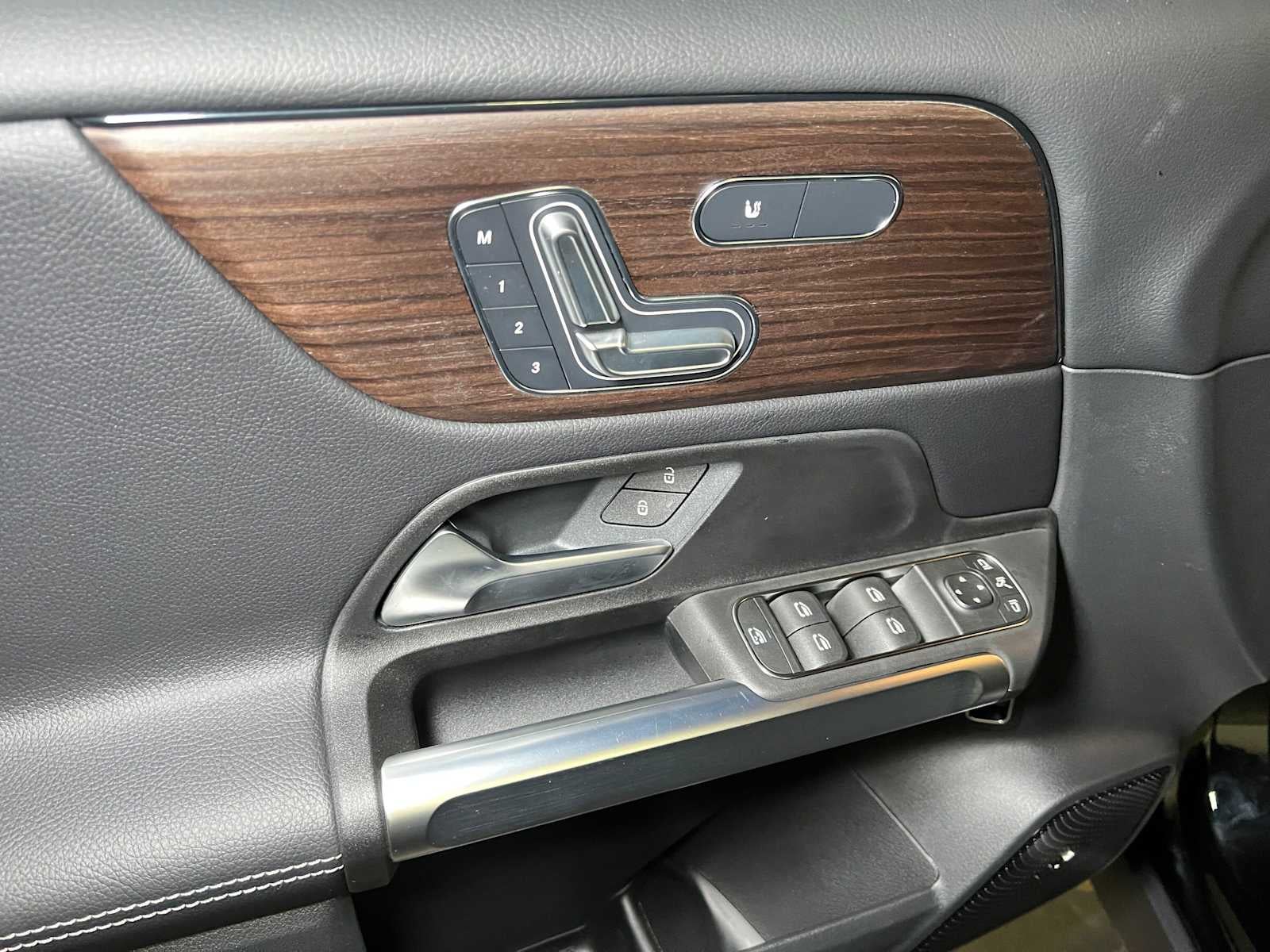 2026 Mercedes-Benz GLB 250 4MATIC® SUV