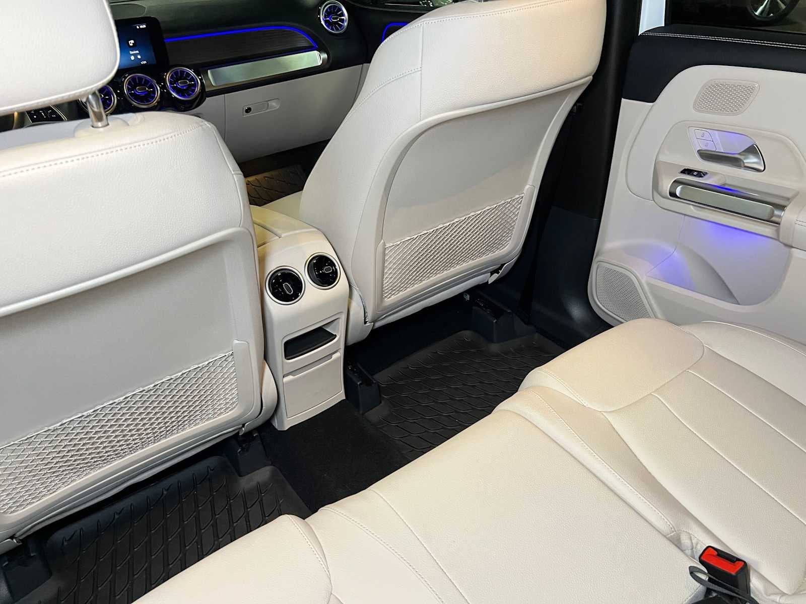 2026 Mercedes-Benz GLB 250 4MATIC® SUV
